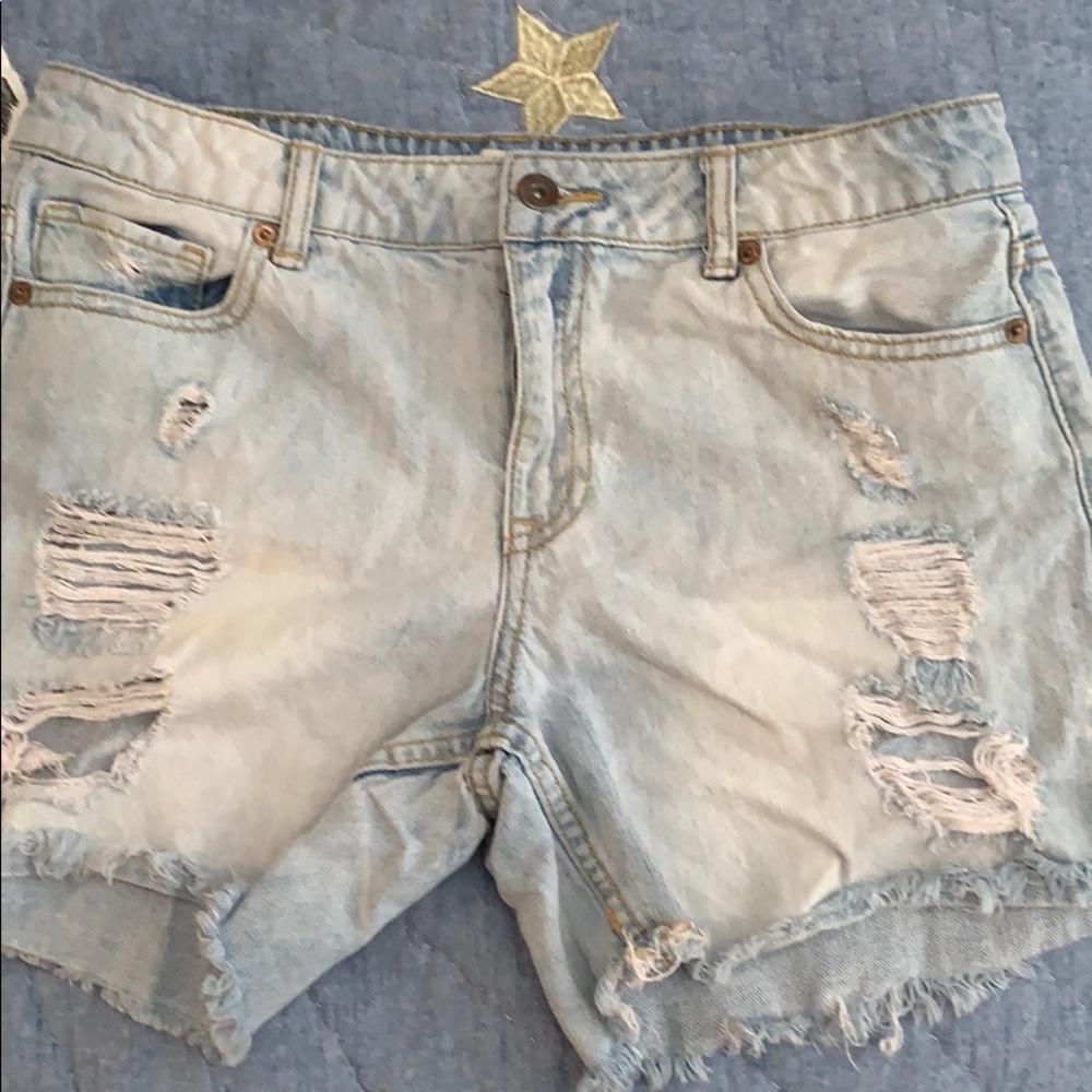 Forever 21 premium denim size 29 jean shorts
